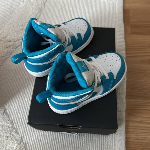 Jordan 1 mid Aquatone / celestial gold white 7c - Picture 5 of 6